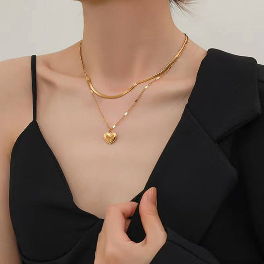 Two layered heart necklace