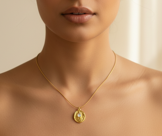 Small Stone Pendant Necklace