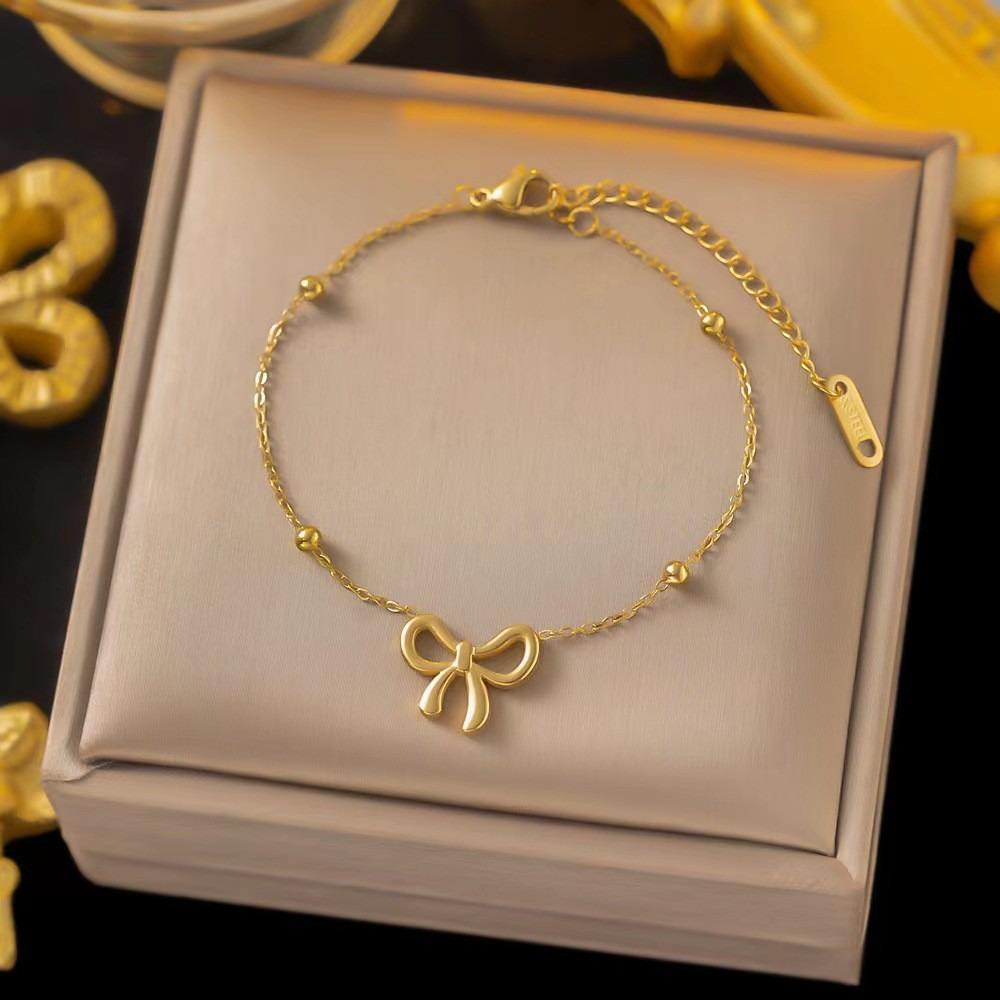 Bow Chain Necklace