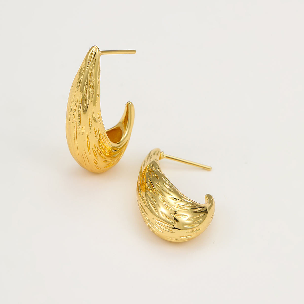 Textured Curve Earrings